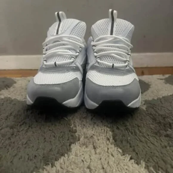 Dior B22 Size 11